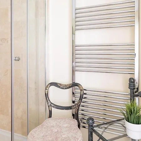 Semesterbostad Hullet Hall Lakeside