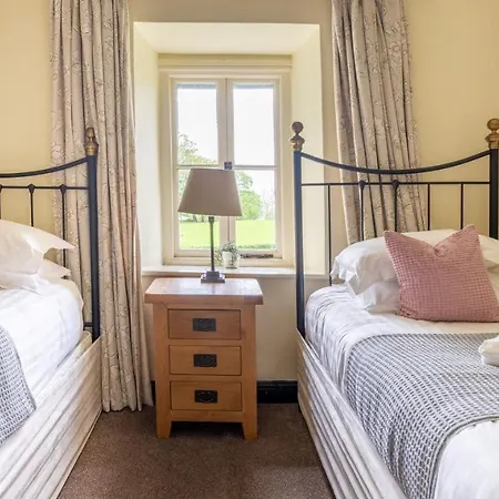 Holiday home Hullet Hall Lakeside