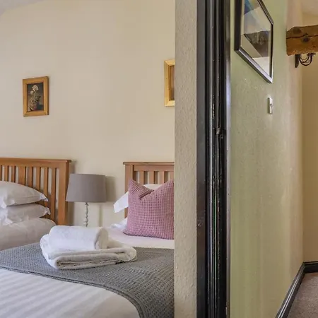 Holiday home Hullet Hall